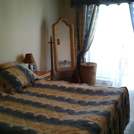 Cy King Village Apartament *